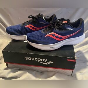 Mens Saucony Ride 15 Athletic Shoes Size 11.5 Wide Blue